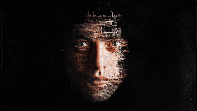 Un robot humanoïde dont les expressions faciales imitent celles des humains.